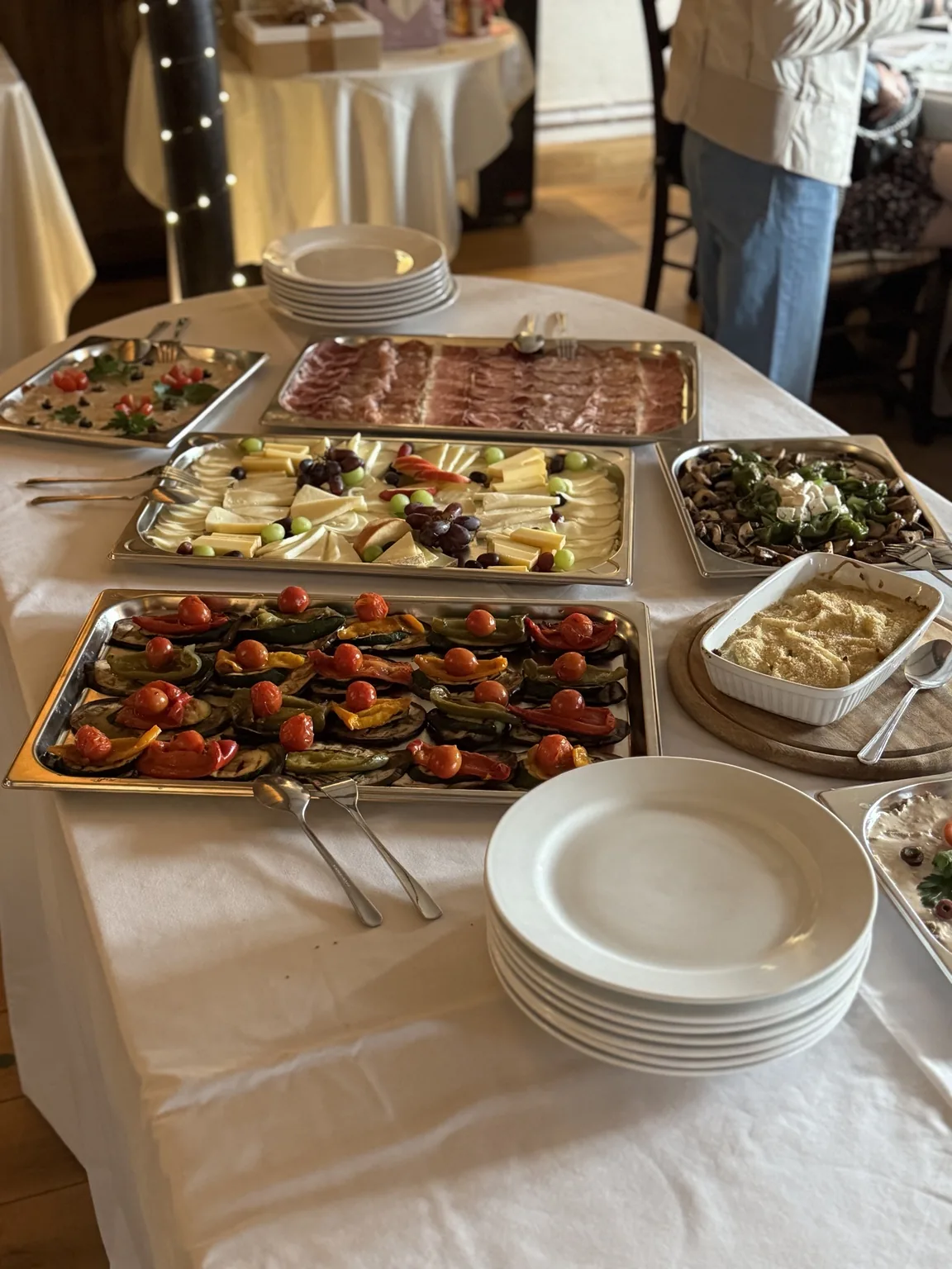 Italienisches Buffet mit Antipasti